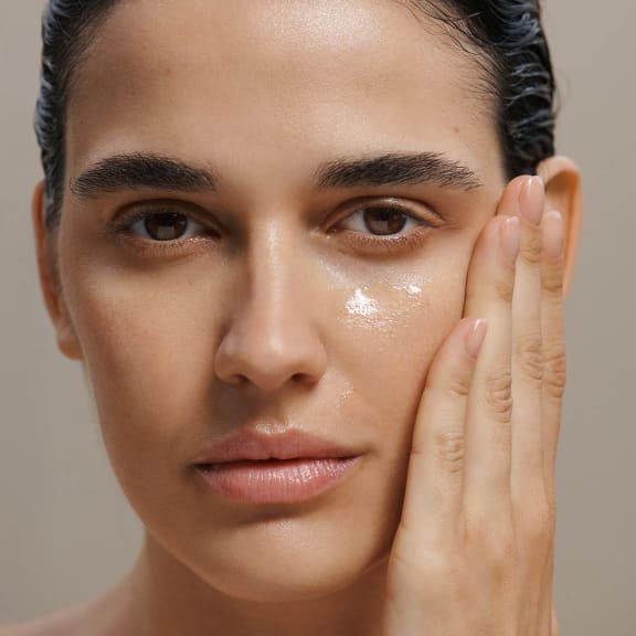 Hydrating Serum Plus – Moisturising serum for every skin condition
