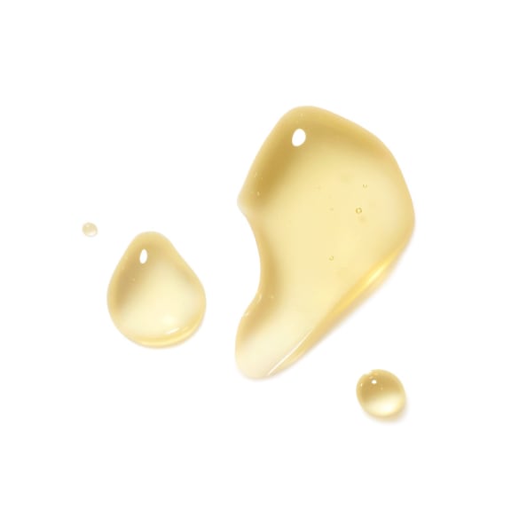 Dr. Hauschka Lemon Lemongrass Vitalizing Body Oil: firms even cellulite-affected areas
