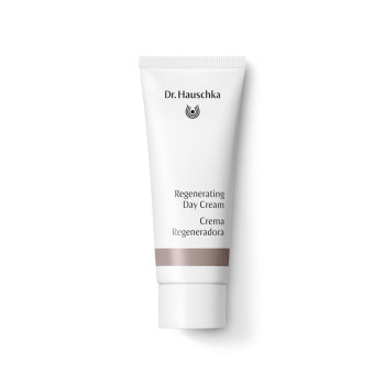 Dr. Hauschka Regenerating Day Cream refines and leaves skin feeling smooth