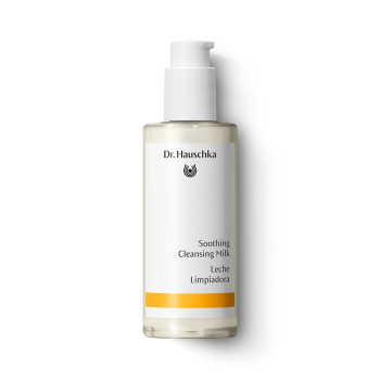 Dr.&nbsp;Hauschka Soothing Cleansing Milk Gently cleanses, removes make-up and nurtures the skin